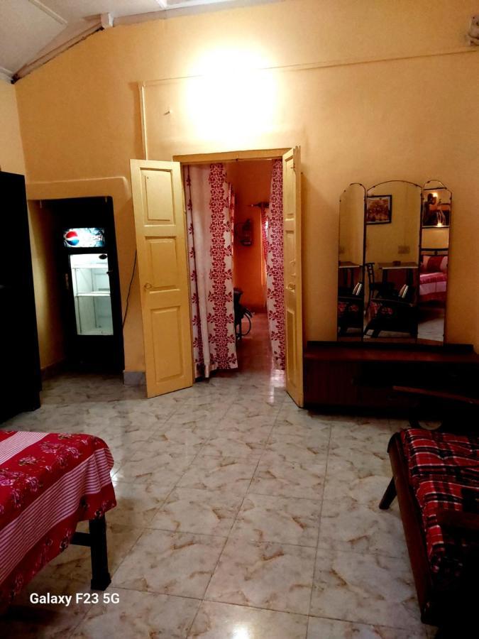 Shree Homes- Ac Delux Suite Guwahati Esterno foto