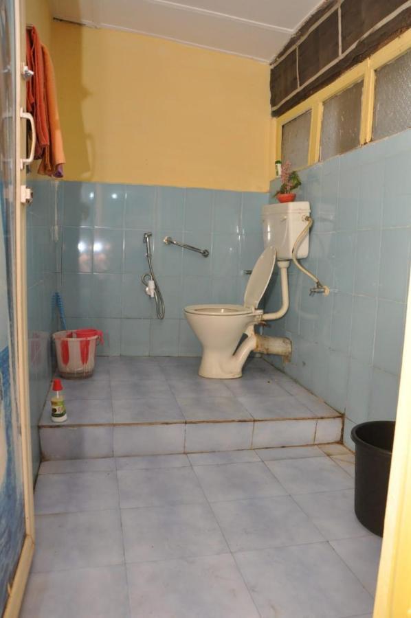 Shree Homes- Ac Delux Suite Guwahati Esterno foto